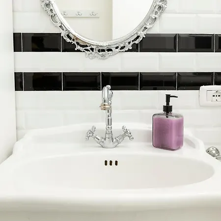 Olimpia House - Gianicolense Apartment